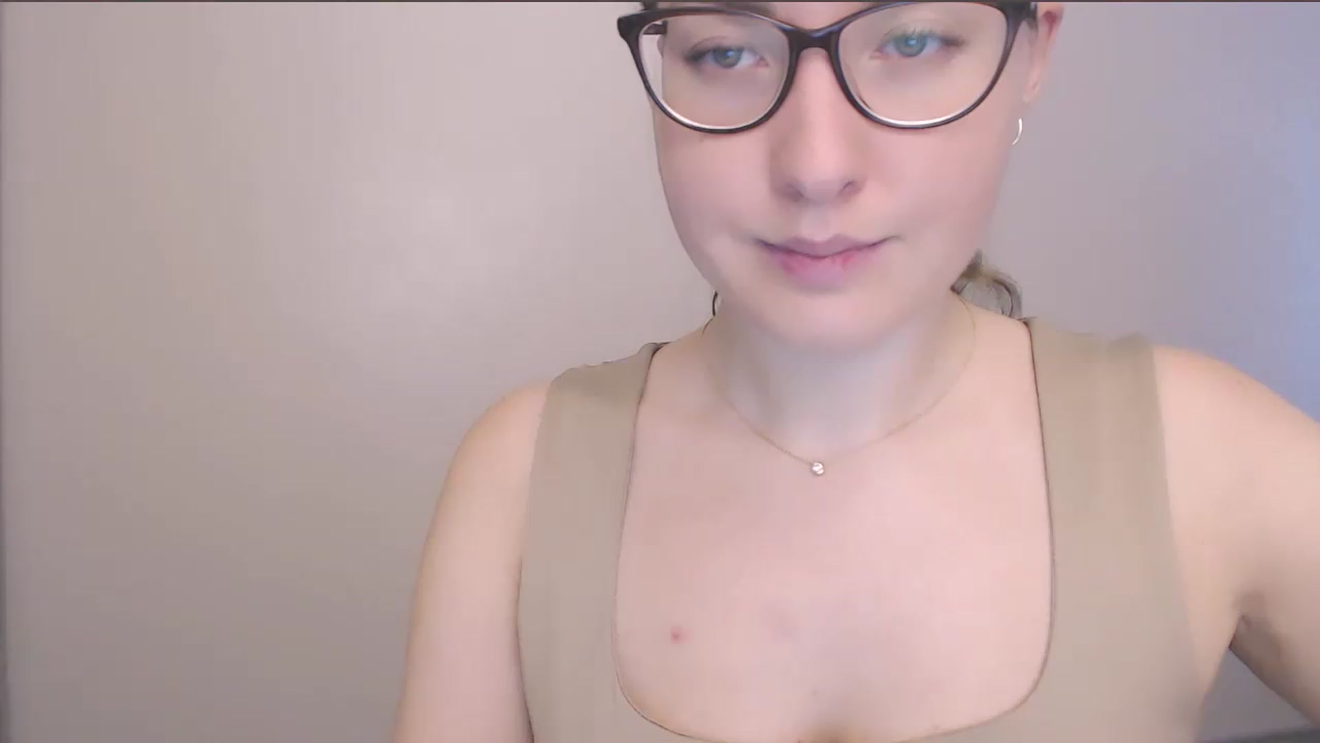 Gallery image thumbnail from HartFoxx's myfreecams stream on, 08/06/2026, 07:14 image 1 of 20
