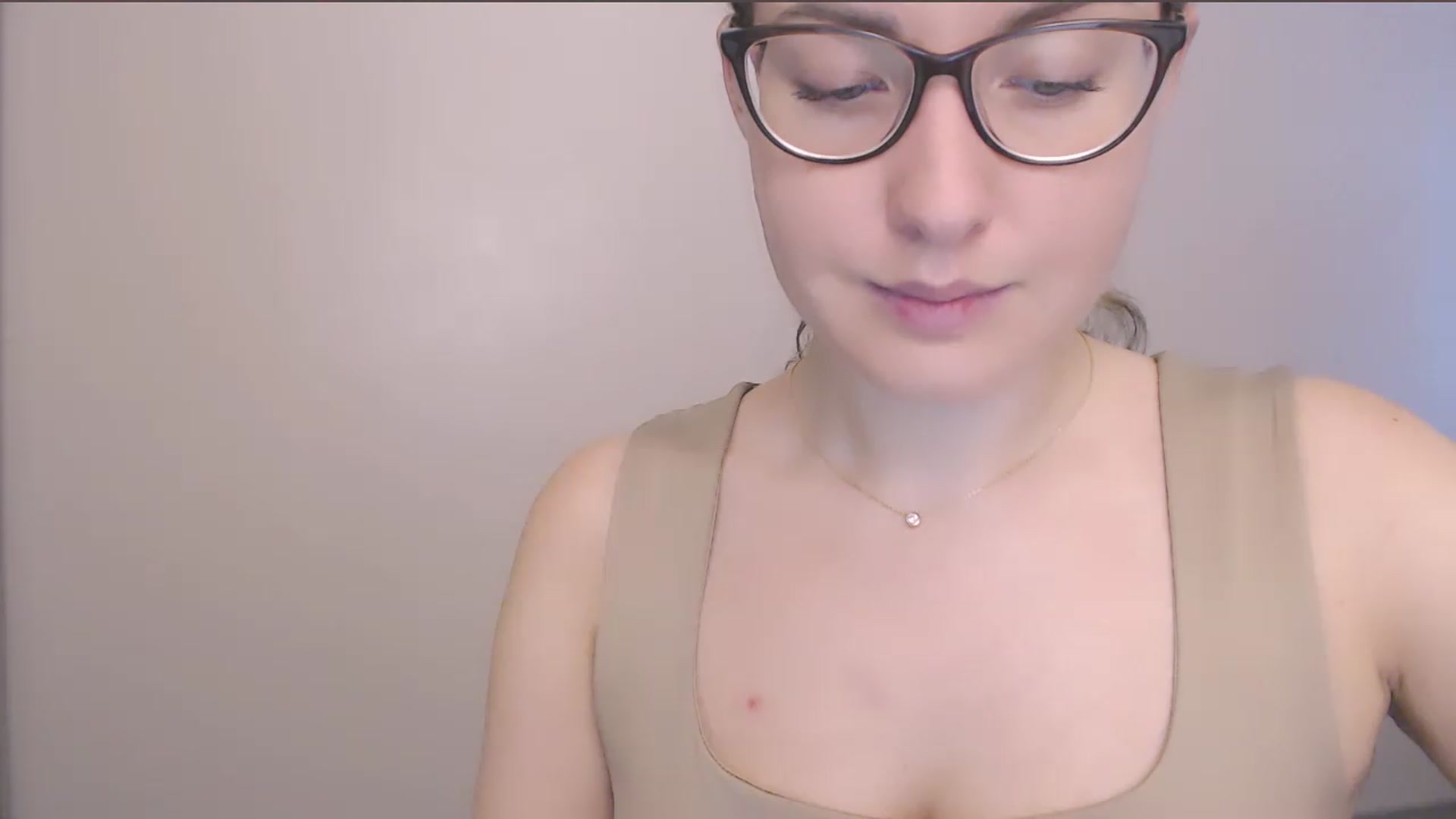 Gallery image thumbnail from HartFoxx's myfreecams stream on, 08/06/2026, 07:14 image 18 of 20