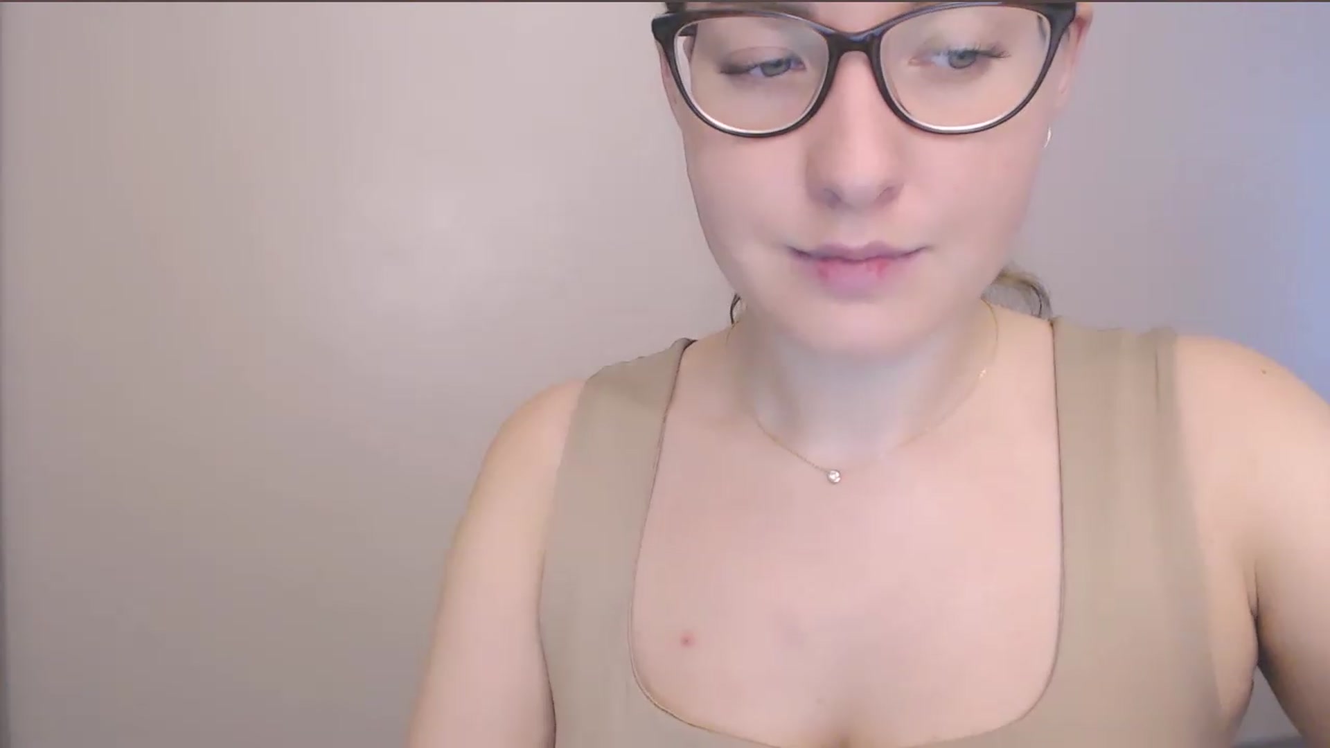 Gallery image thumbnail from HartFoxx's myfreecams stream on, 08/06/2026, 07:14 image 15 of 20