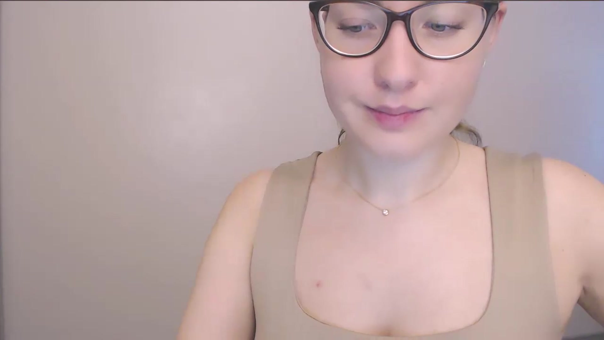 Gallery image thumbnail from HartFoxx's myfreecams stream on, 08/06/2026, 07:14 image 13 of 20