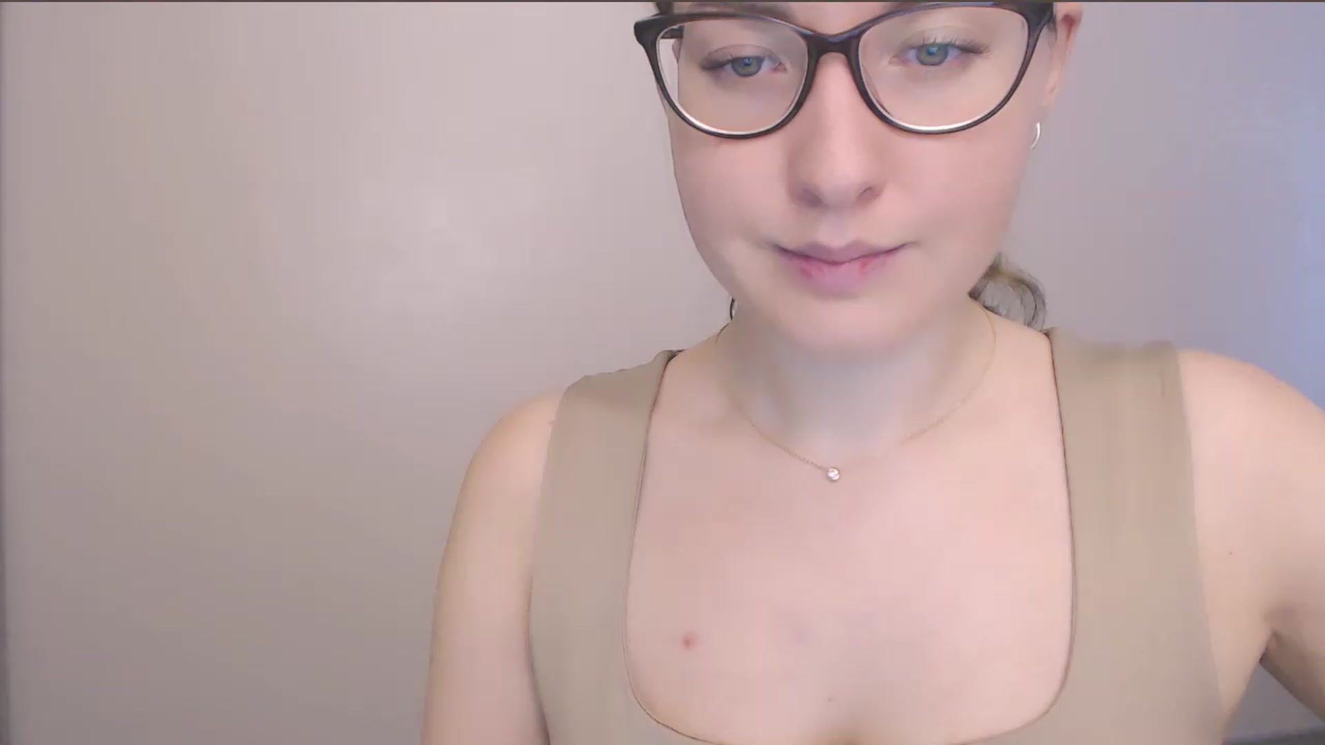 Gallery image thumbnail from HartFoxx's myfreecams stream on, 08/06/2026, 07:14 image 2 of 20