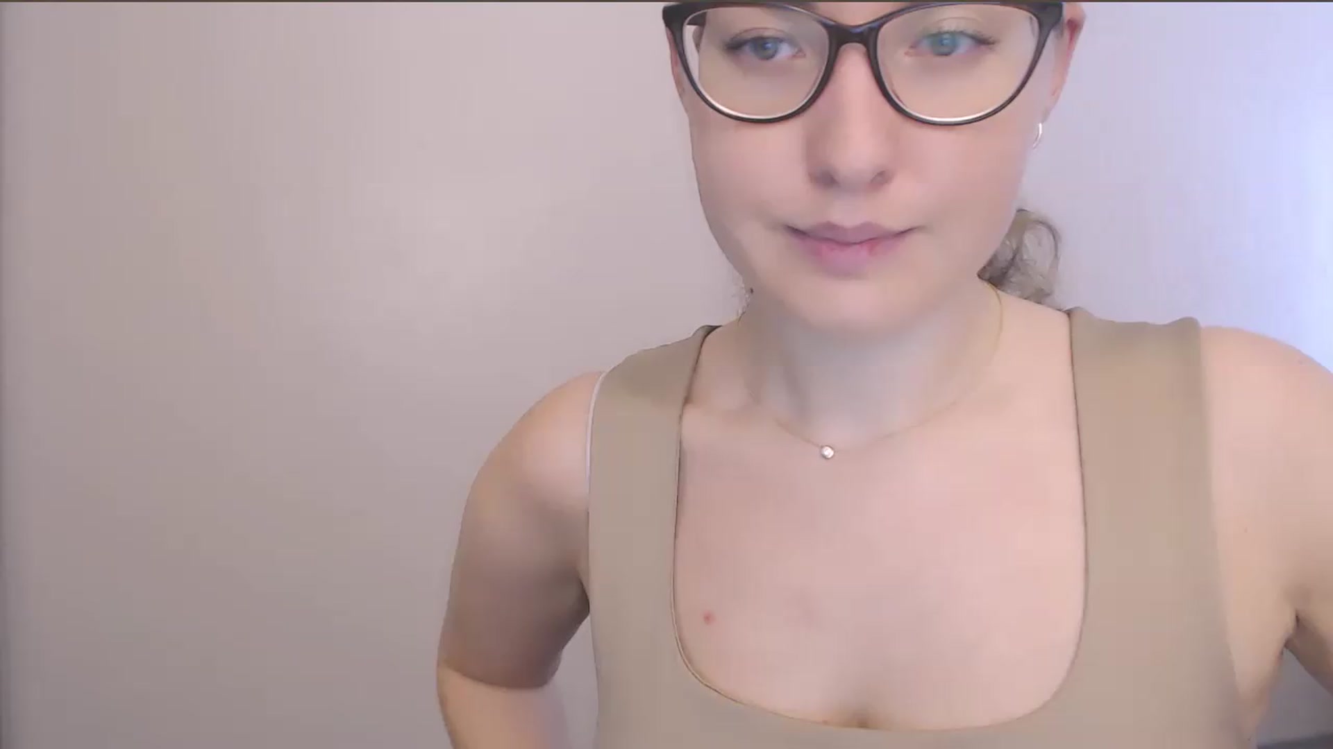 Gallery image thumbnail from HartFoxx's myfreecams stream on, 08/06/2026, 08:21 image 19 of 20