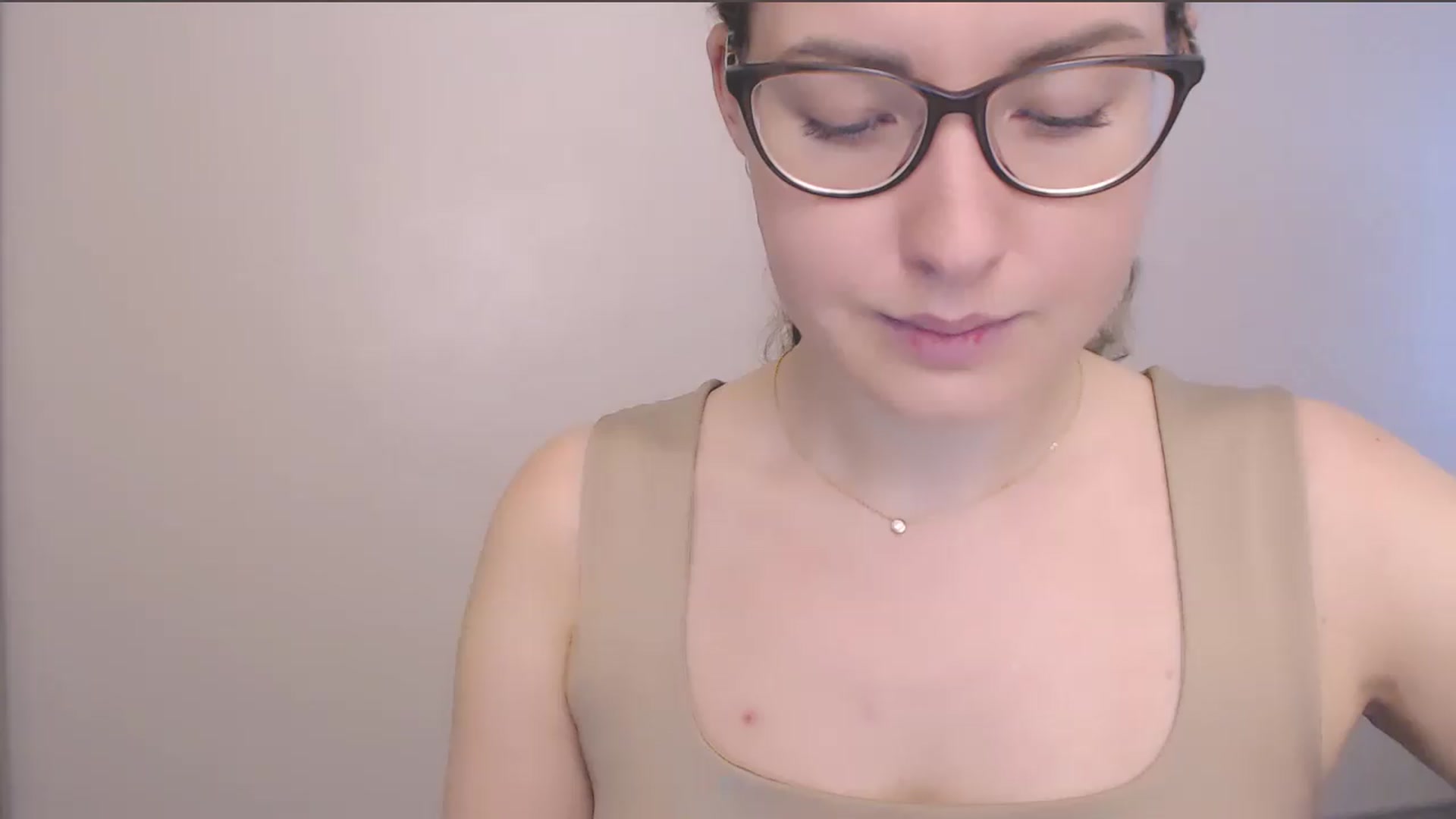 Gallery image thumbnail from HartFoxx's myfreecams stream on, 08/06/2026, 08:21 image 3 of 20