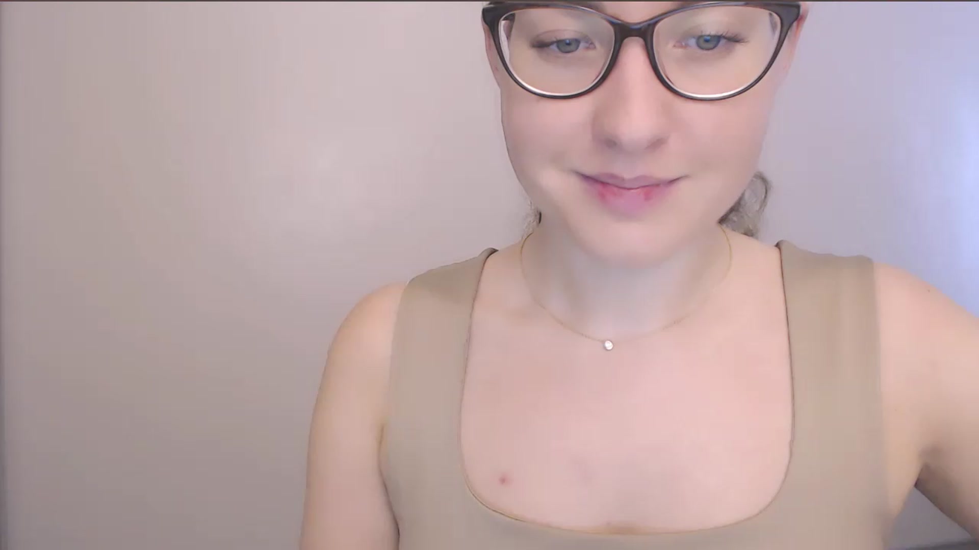 Gallery image thumbnail from HartFoxx's myfreecams stream on, 08/06/2026, 08:21 image 8 of 20