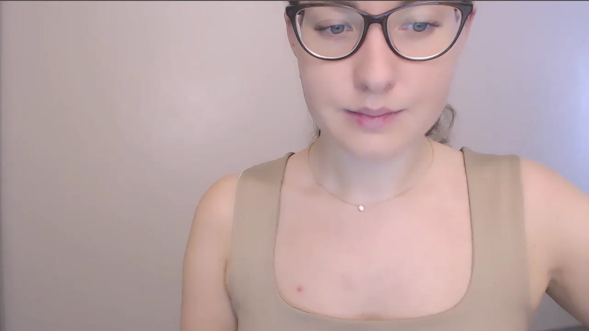 Gallery image thumbnail from HartFoxx's myfreecams stream on, 08/06/2026, 08:21 image 7 of 20