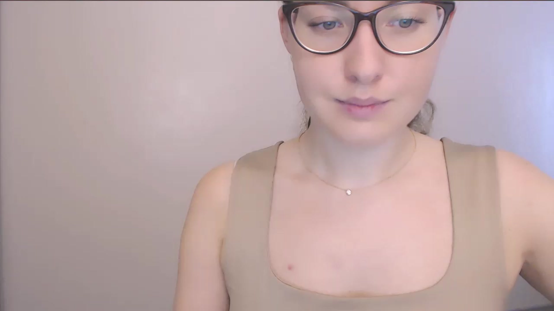 Gallery image thumbnail from HartFoxx's myfreecams stream on, 08/06/2026, 08:21 image 10 of 20