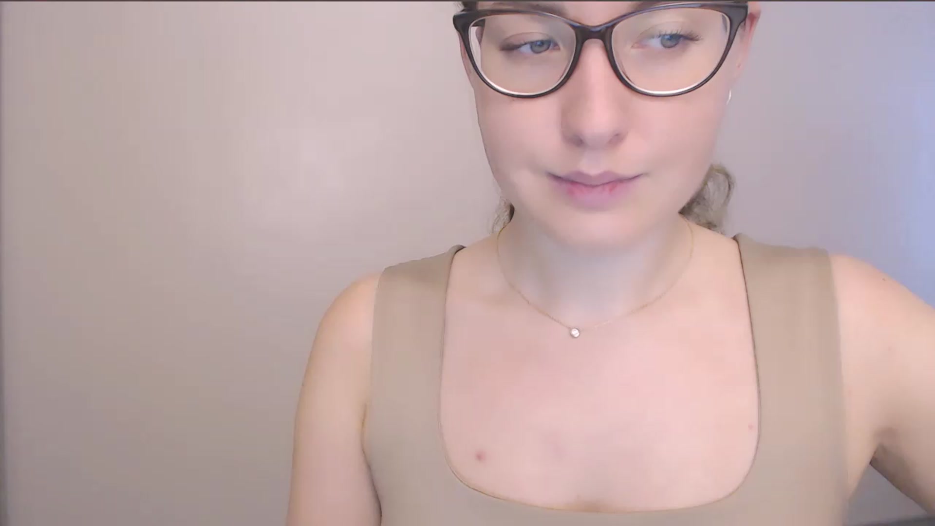 Gallery image thumbnail from HartFoxx's myfreecams stream on, 08/06/2026, 08:21 image 4 of 20