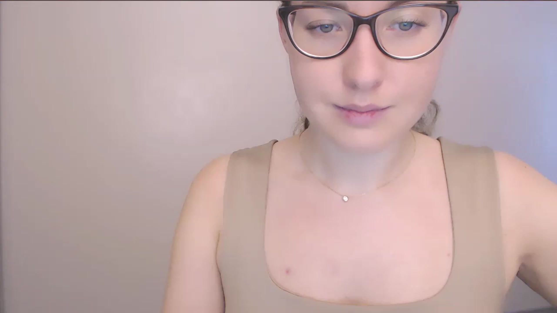 Gallery image thumbnail from HartFoxx's myfreecams stream on, 08/06/2026, 08:21 image 2 of 20