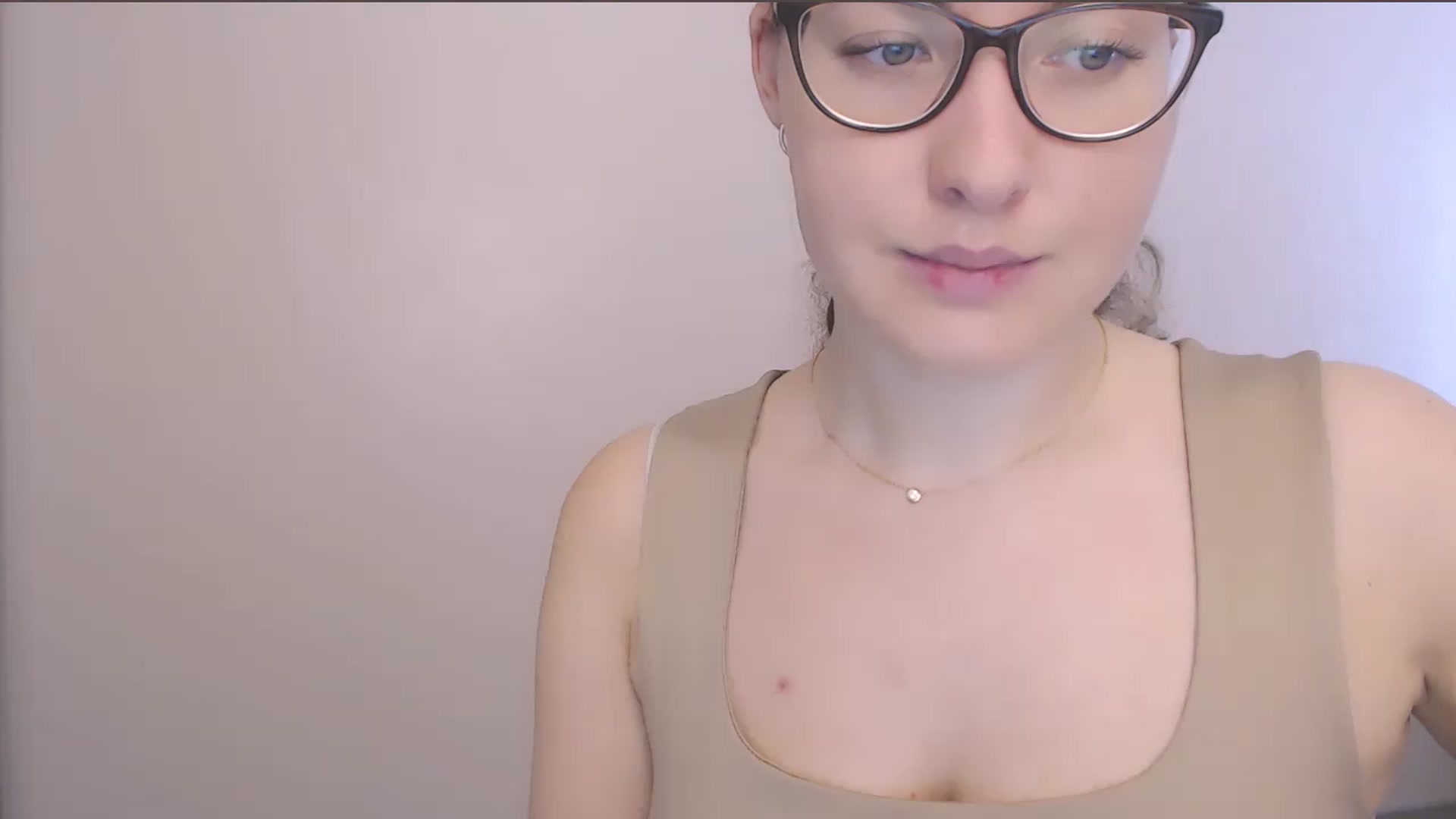 Gallery image thumbnail from HartFoxx's myfreecams stream on, 08/06/2026, 08:21 image 18 of 20