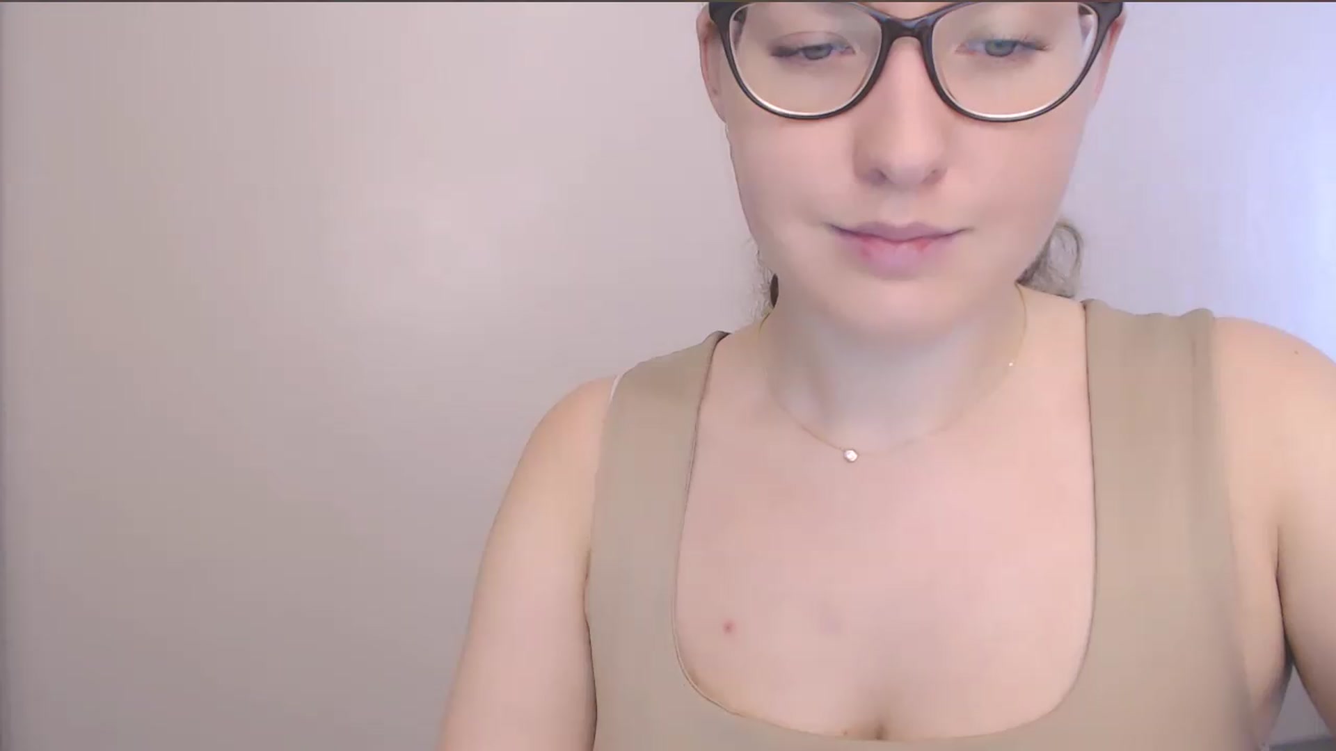 Gallery image thumbnail from HartFoxx's myfreecams stream on, 08/06/2026, 08:21 image 14 of 20