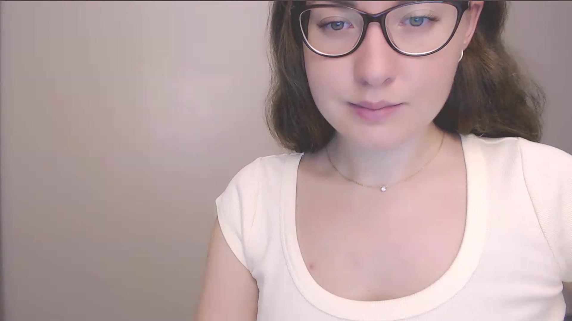 Gallery image thumbnail from HartFoxx's myfreecams stream on, 08/06/2026, 23:33 image 17 of 20