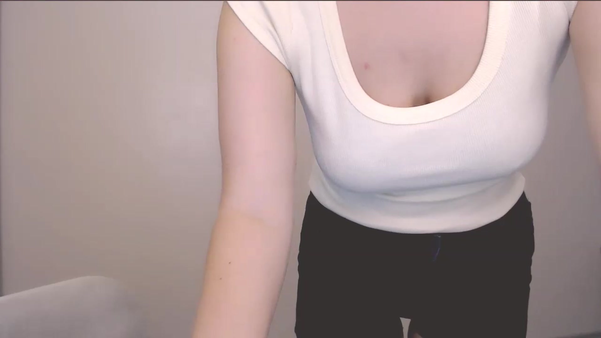 Gallery image thumbnail from HartFoxx's myfreecams stream on, 08/07/2026, 24:31 image 18 of 20