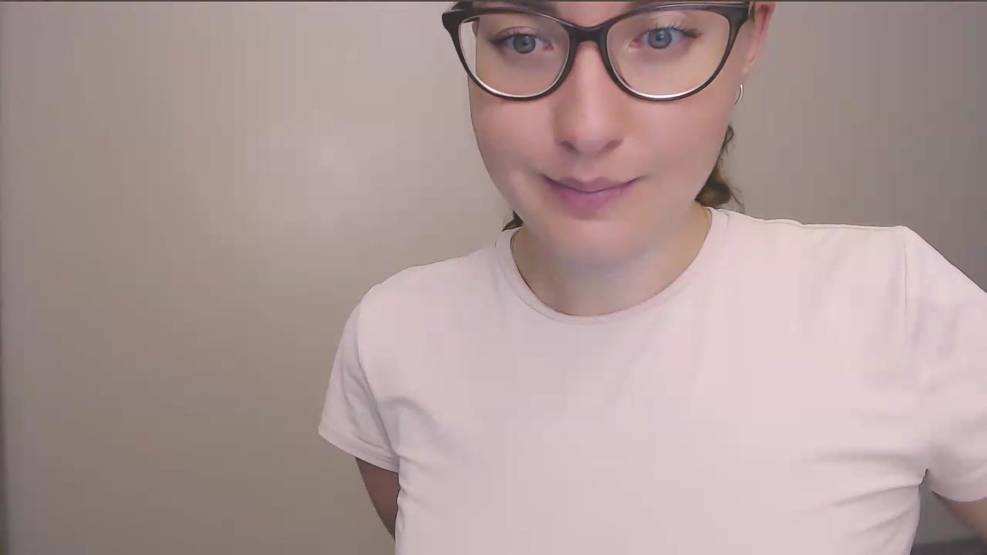 Gallery image thumbnail from HartFoxx's myfreecams stream on, 08/09/2026, 24:10 image 18 of 20