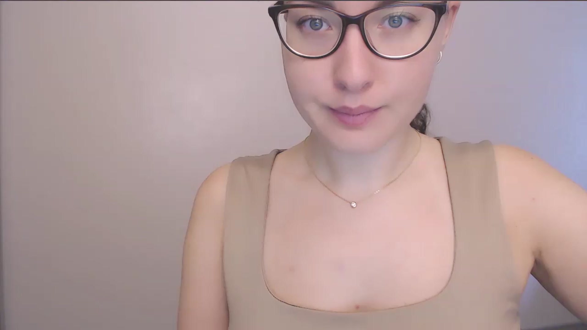 Gallery image thumbnail from HartFoxx's myfreecams stream on, 08/10/2026, 07:36 image 1 of 20