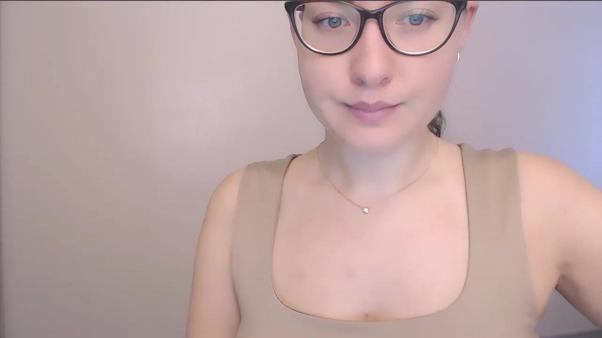 Gallery image thumbnail from HartFoxx's myfreecams stream on, 08/10/2026, 07:36 image 5 of 20
