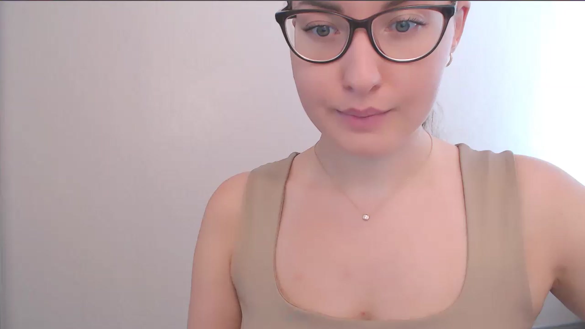 Gallery image thumbnail from HartFoxx's myfreecams stream on, 08/10/2026, 10:14 image 15 of 20