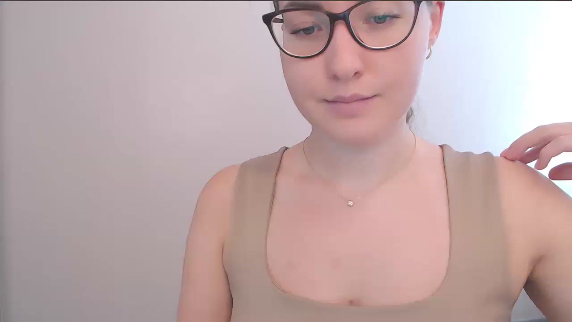 Gallery image thumbnail from HartFoxx's myfreecams stream on, 08/10/2026, 10:14 image 13 of 20