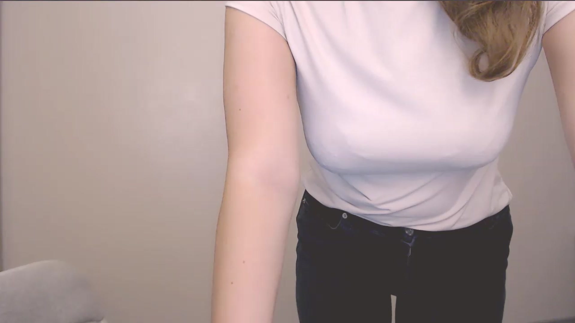 Gallery image thumbnail from HartFoxx's myfreecams stream on, 08/11/2026, 21:50 image 18 of 20