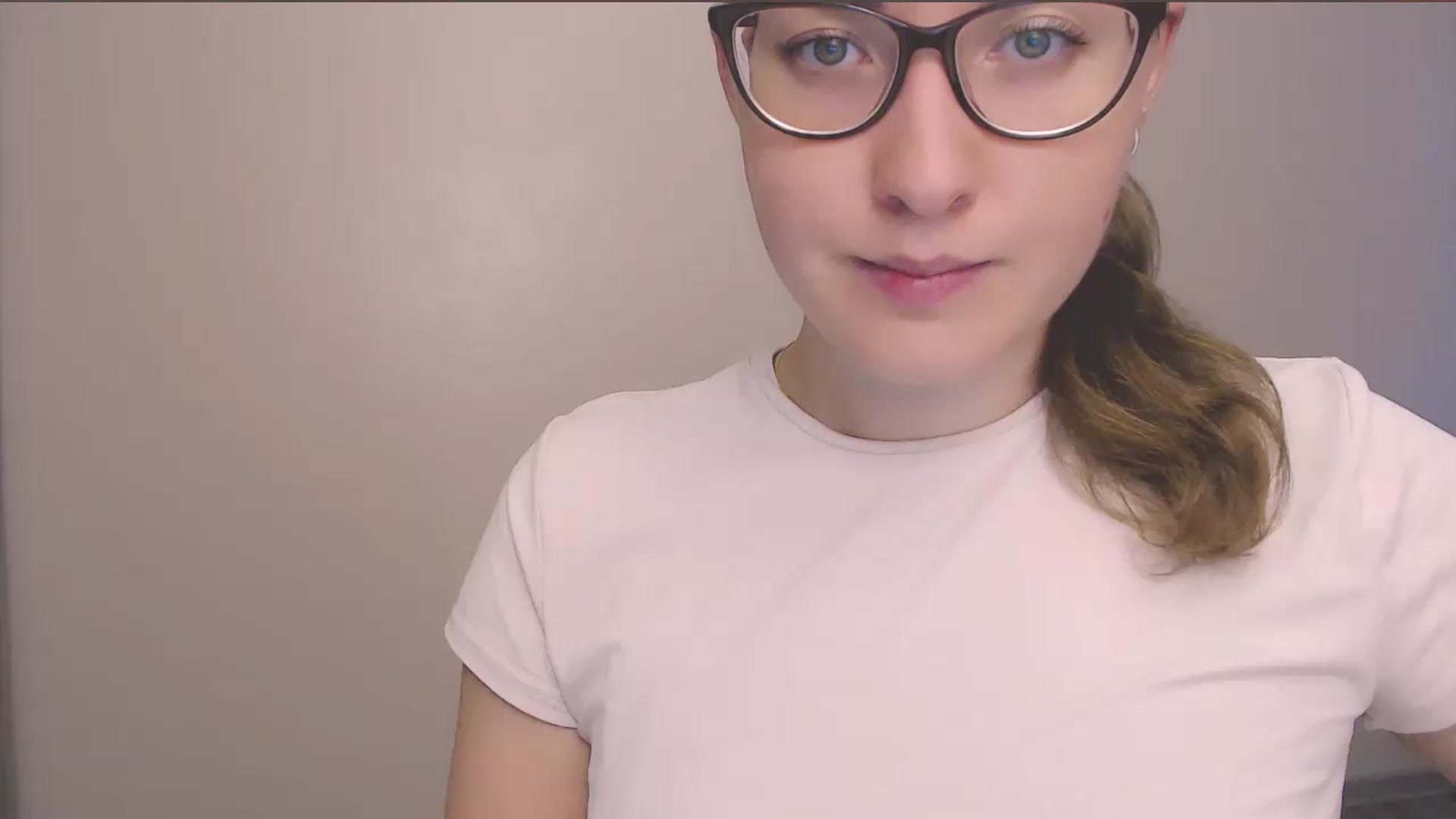 Gallery image thumbnail from HartFoxx's myfreecams stream on, 08/14/2026, 15:26 image 10 of 20
