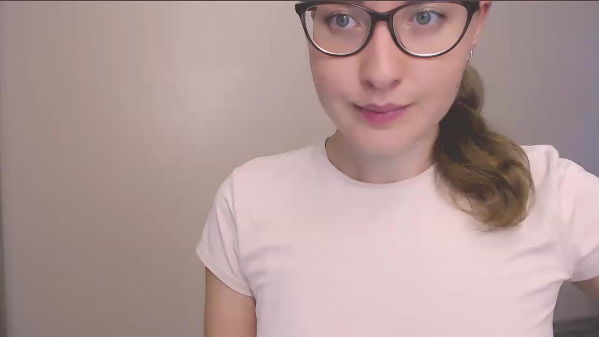 Gallery image thumbnail from HartFoxx's myfreecams stream on, 08/14/2026, 15:26 image 11 of 20