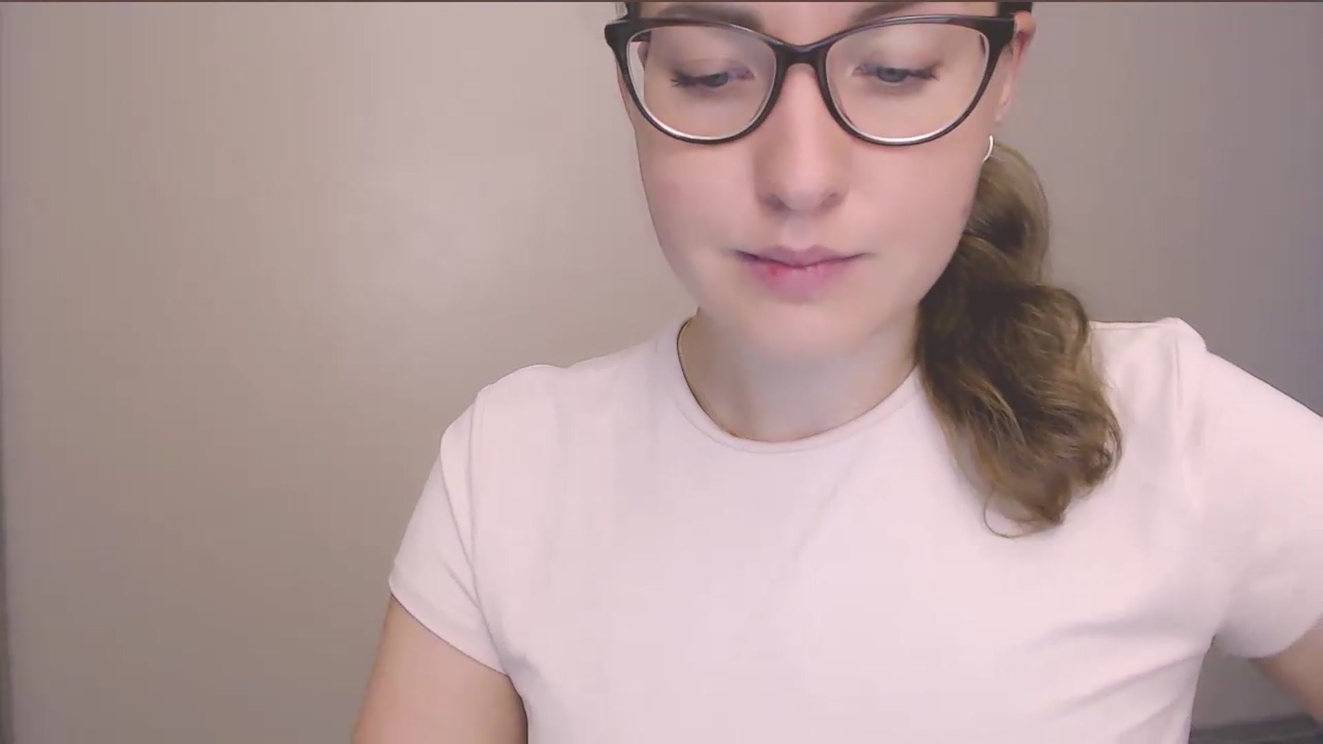 Gallery image thumbnail from HartFoxx's myfreecams stream on, 08/14/2026, 16:50 image 8 of 20