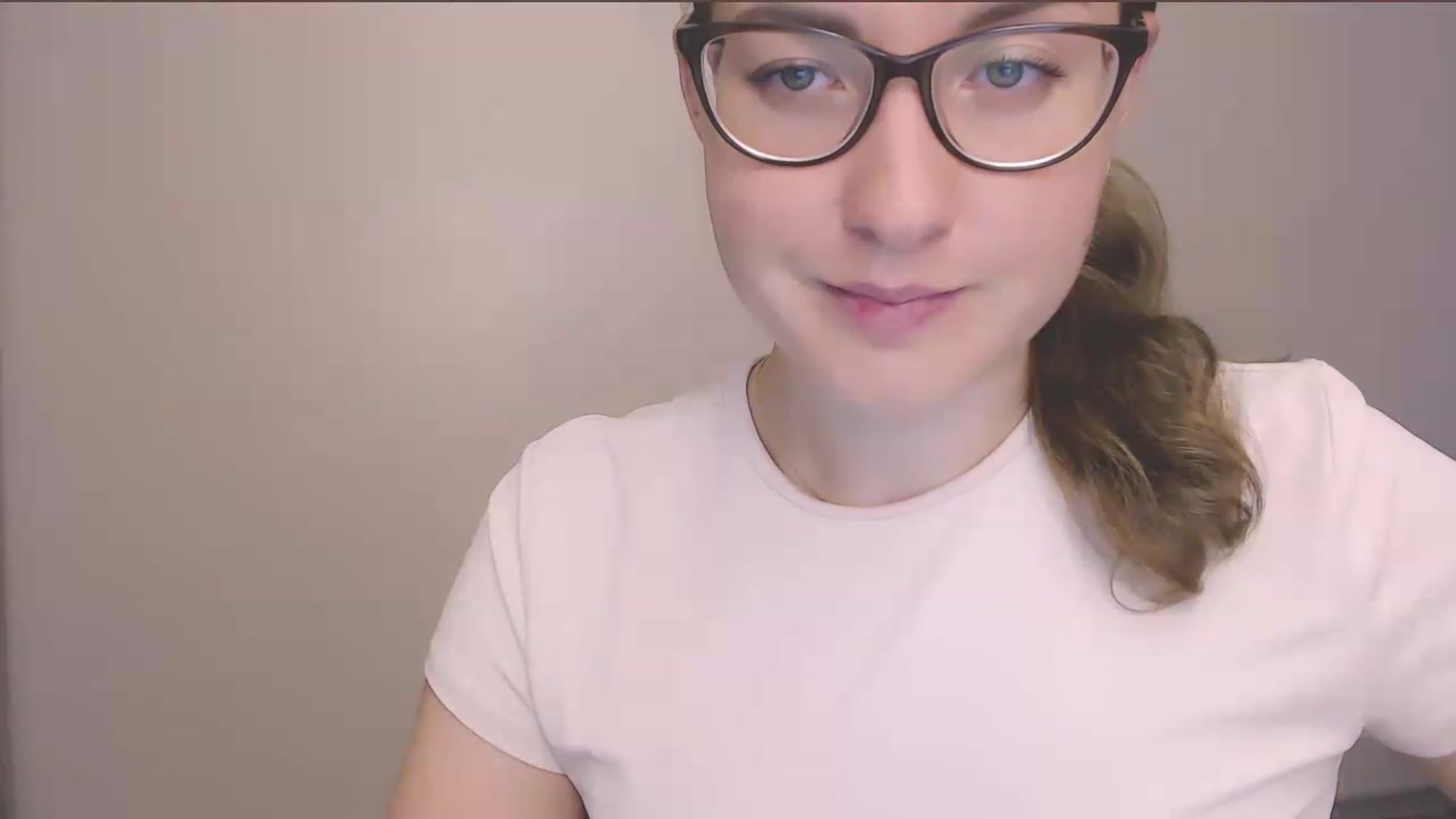 Gallery image thumbnail from HartFoxx's myfreecams stream on, 08/14/2026, 16:50 image 6 of 20