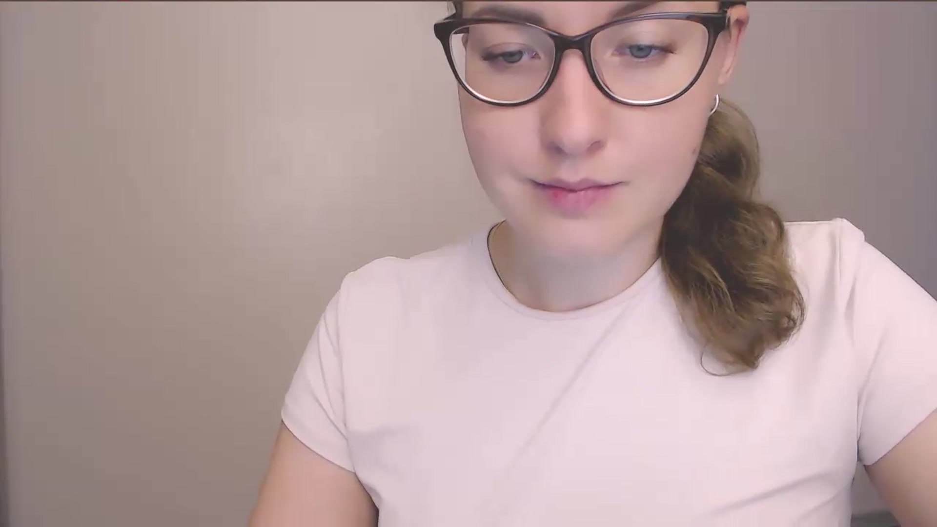 Gallery image thumbnail from HartFoxx's myfreecams stream on, 08/14/2026, 16:50 image 9 of 20
