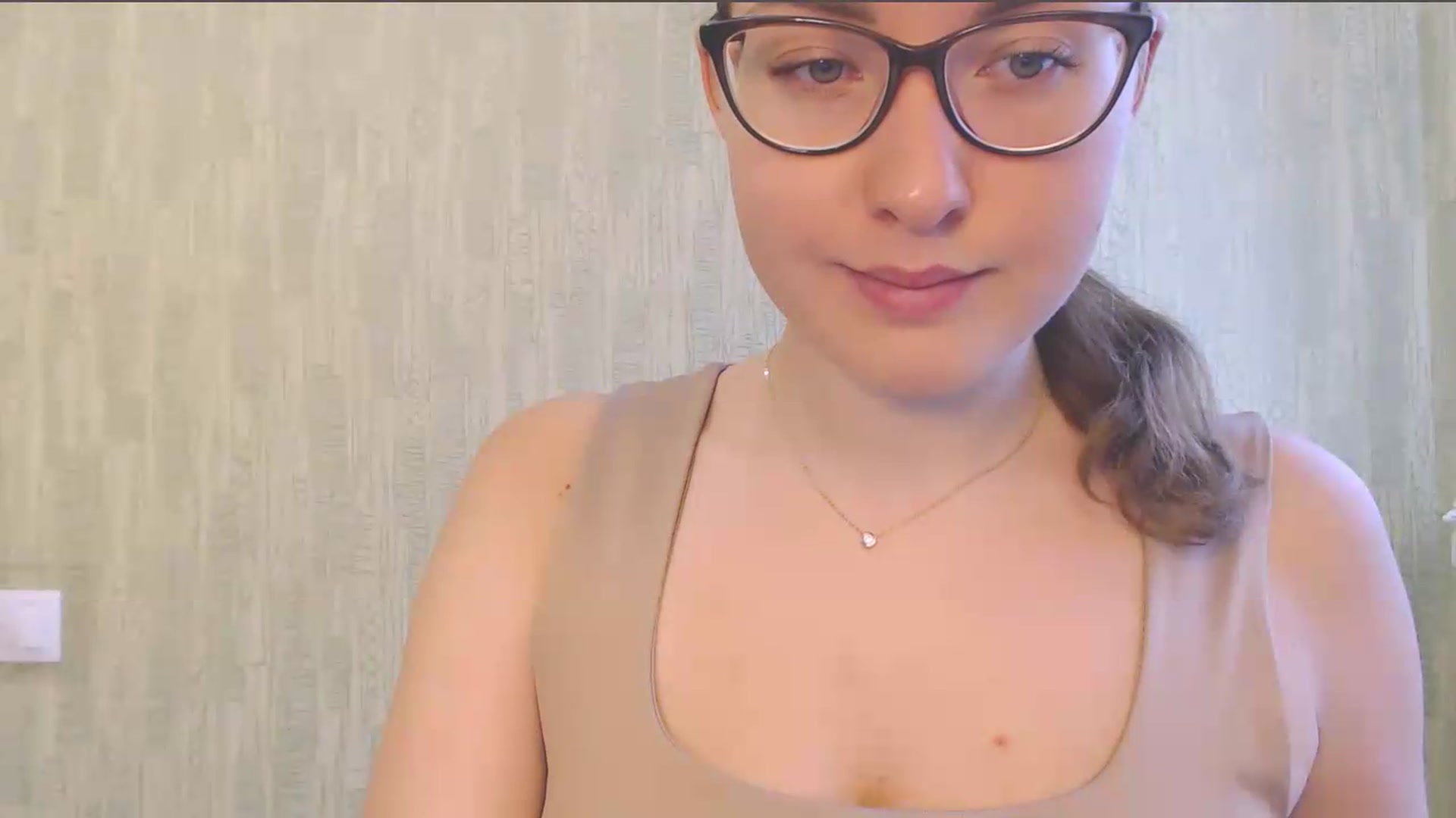 Gallery image thumbnail from HartFoxx's myfreecams stream on, 08/15/2026, 13:46 image 5 of 20