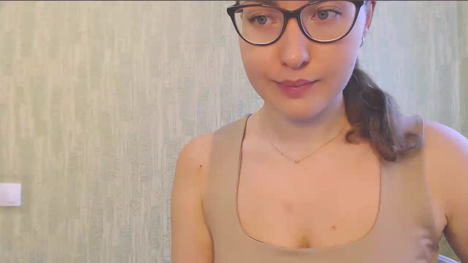 Gallery image thumbnail from HartFoxx's myfreecams stream on, 08/15/2026, 16:01 image 7 of 20