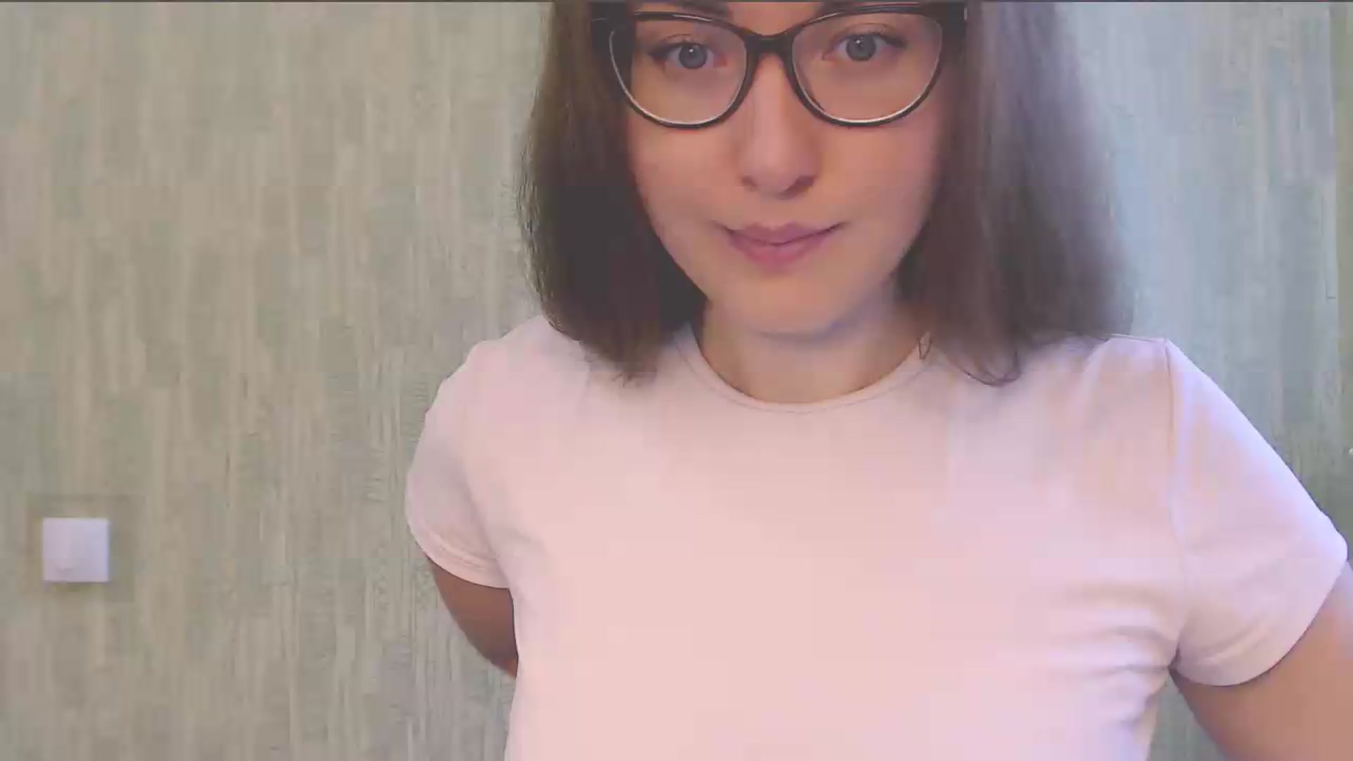 Gallery image thumbnail from HartFoxx's myfreecams stream on, 08/18/2026, 13:32 image 7 of 20