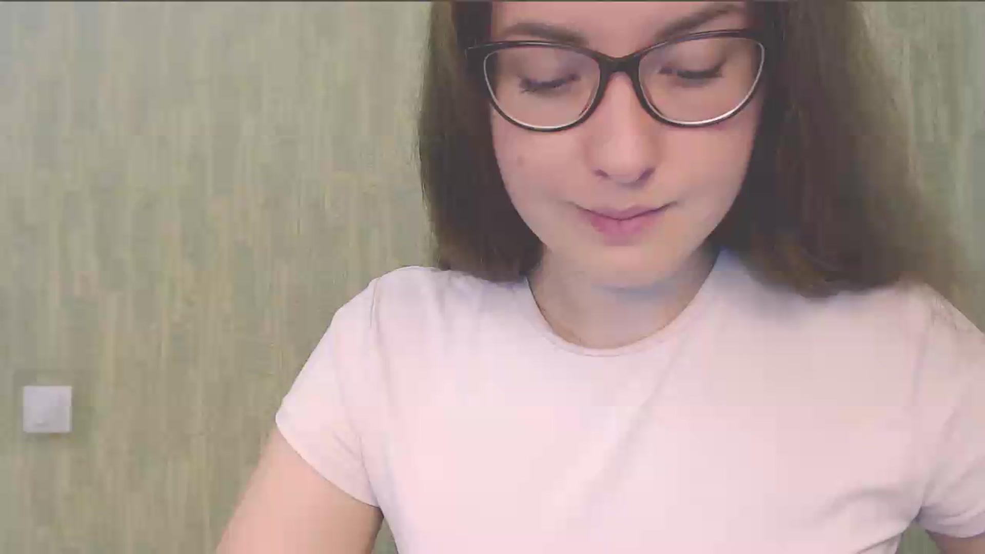 Gallery image thumbnail from HartFoxx's myfreecams stream on, 08/18/2026, 20:35 image 8 of 20