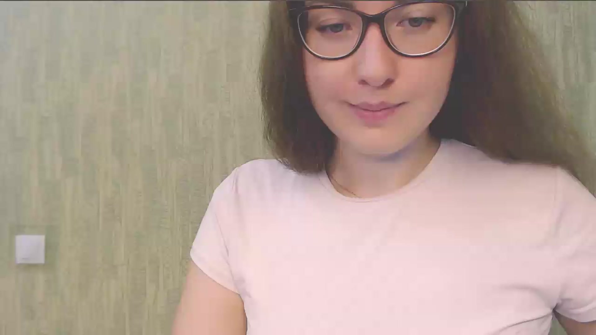 Gallery image thumbnail from HartFoxx's myfreecams stream on, 08/18/2026, 22:03 image 4 of 20