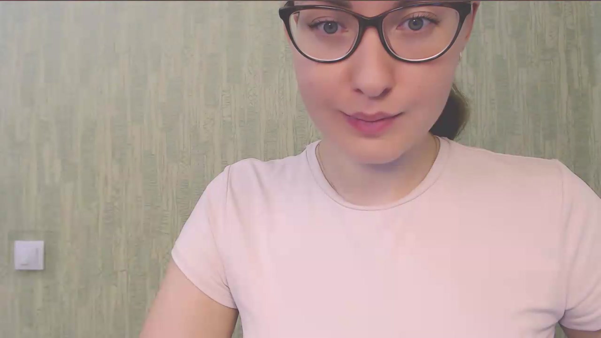 Gallery image thumbnail from HartFoxx's myfreecams stream on, 08/21/2026, 22:17 image 4 of 20
