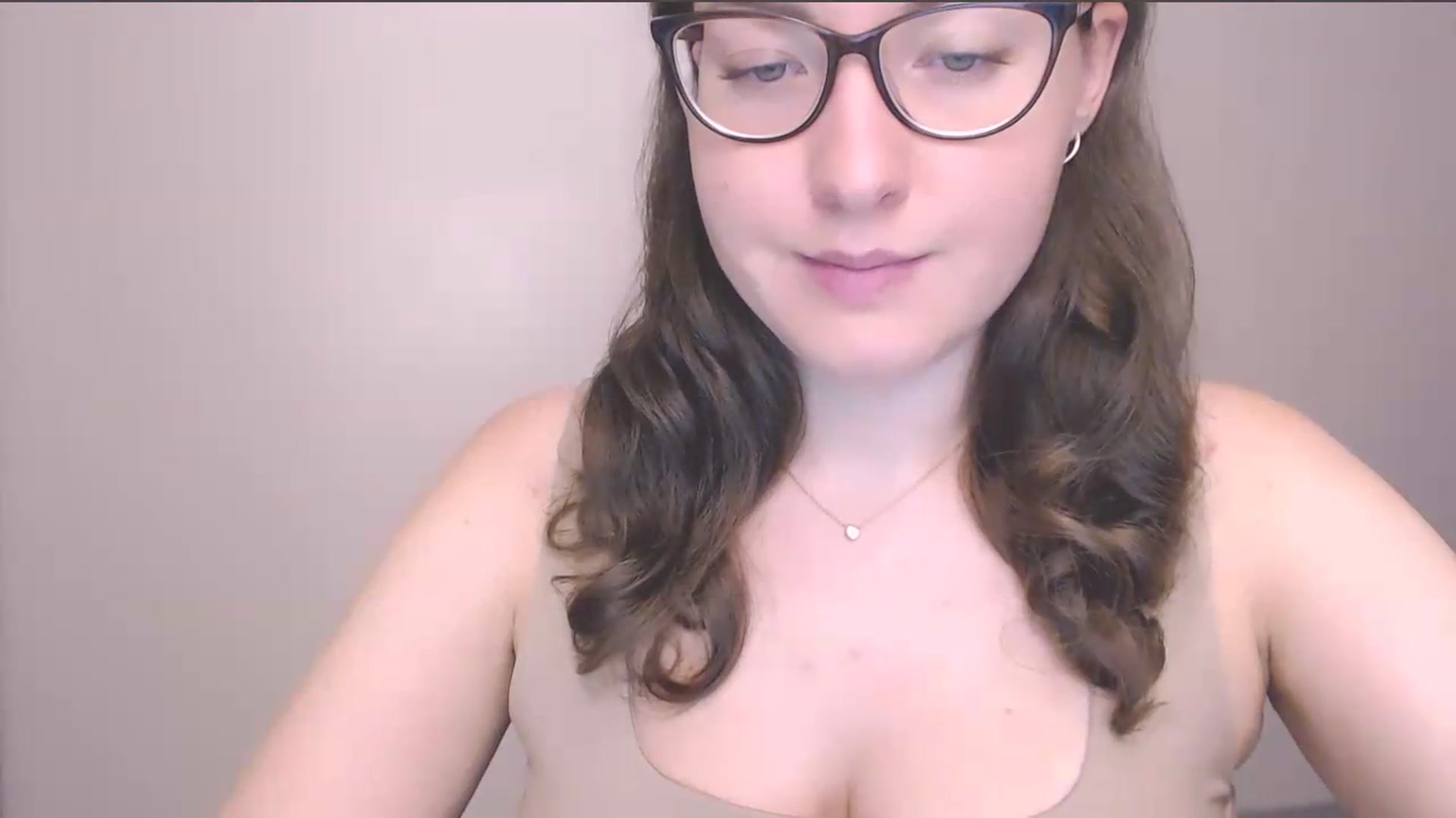 Gallery image thumbnail from HartFoxx's myfreecams stream on, 08/29/2026, 22:14 image 6 of 20