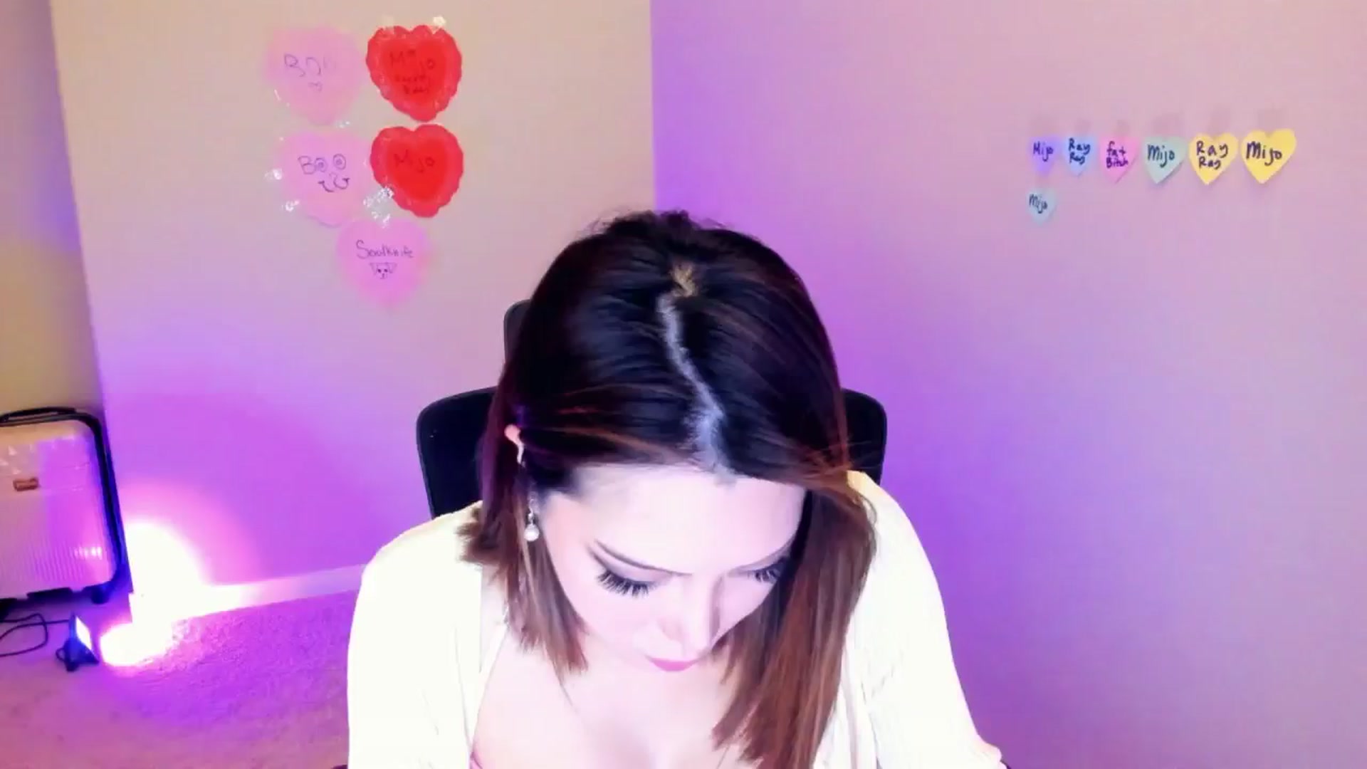 Gallery image thumbnail from Haru_'s myfreecams stream on, 01/28/2025, 04:09 image 17 of 20
