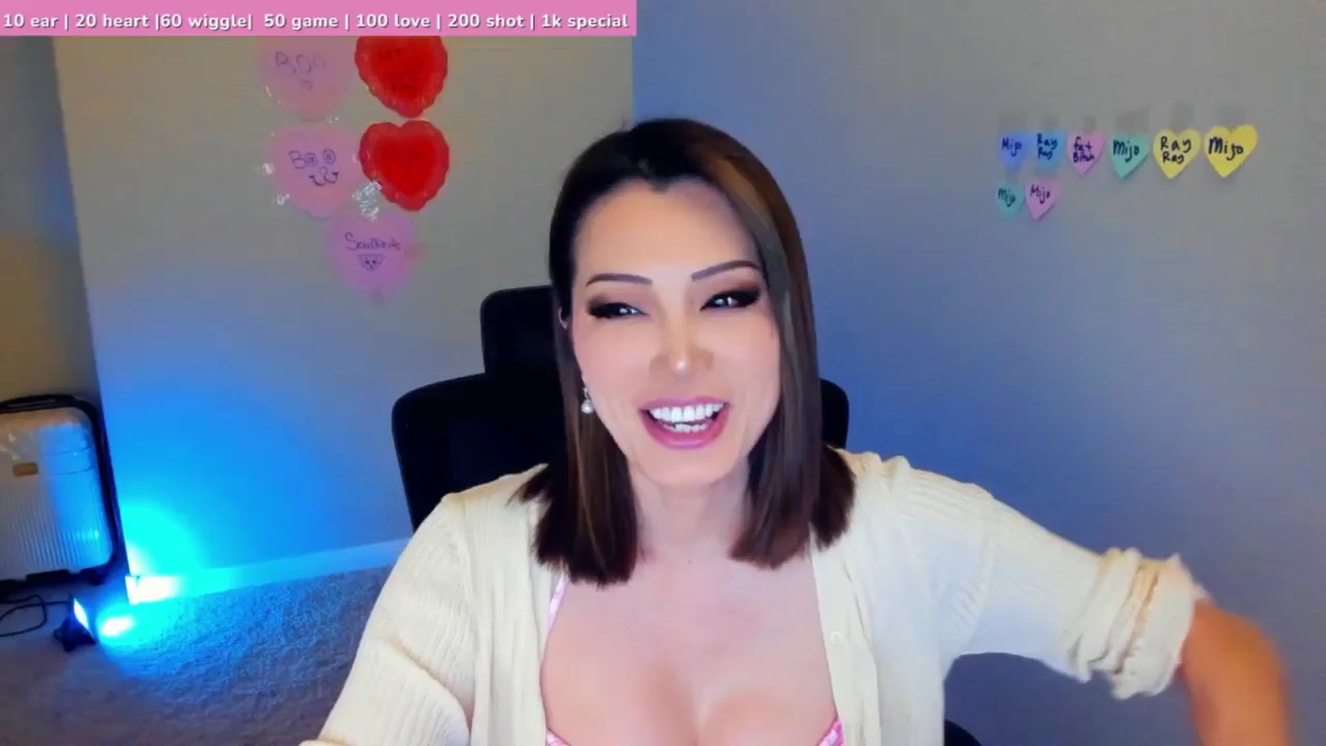 Gallery image thumbnail from Haru_'s myfreecams stream on, 01/28/2025, 05:28 image 1 of 20
