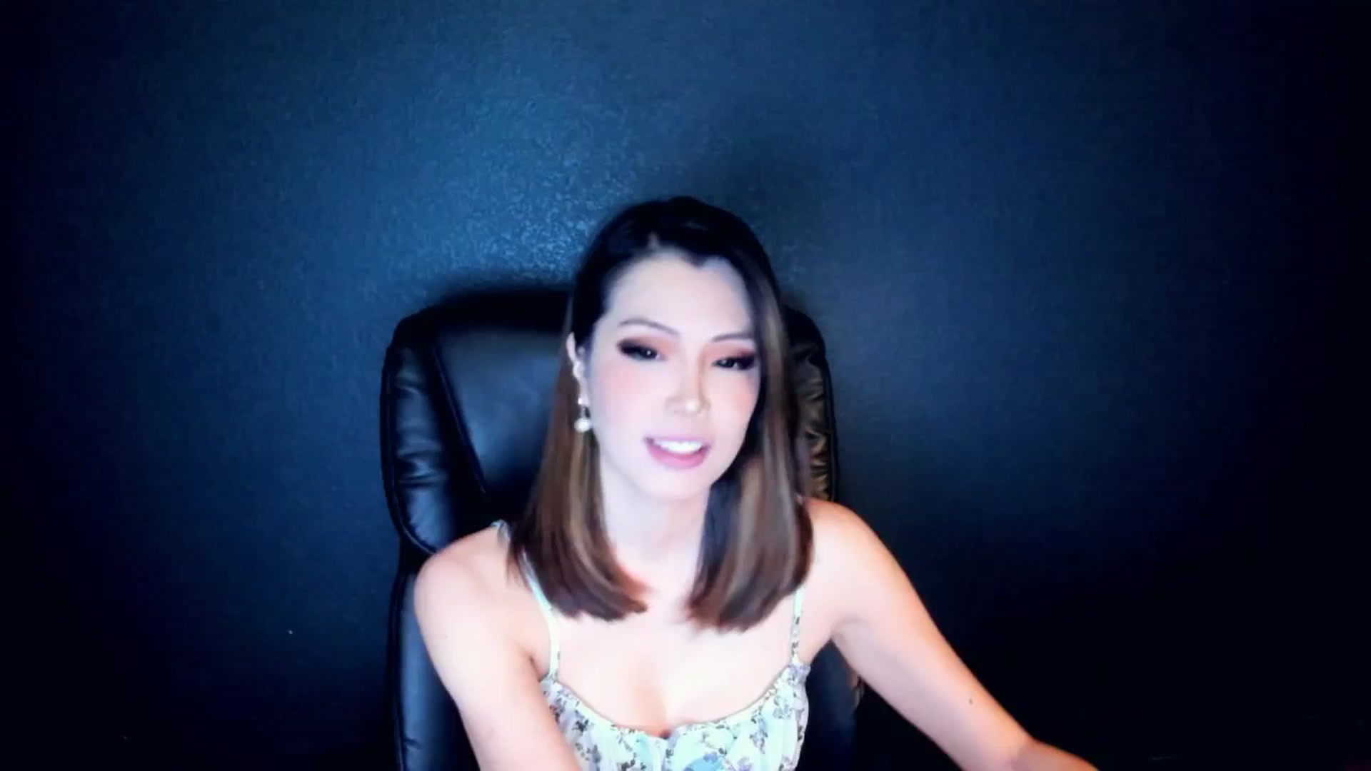 Gallery image thumbnail from Haru_'s myfreecams stream on, 05/09/2025, 06:13 image 8 of 20