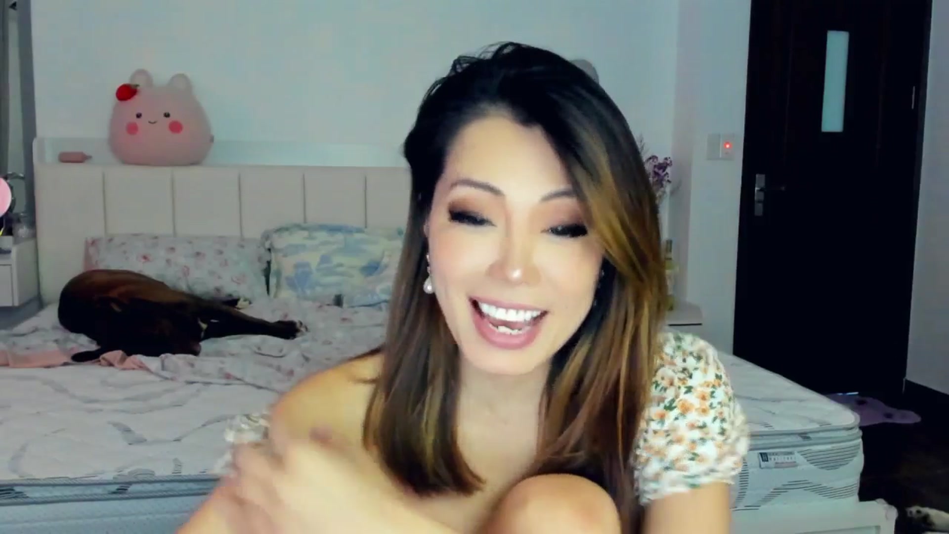Gallery image thumbnail from Haru_'s myfreecams stream on, 06/03/2025, 05:56 image 12 of 20