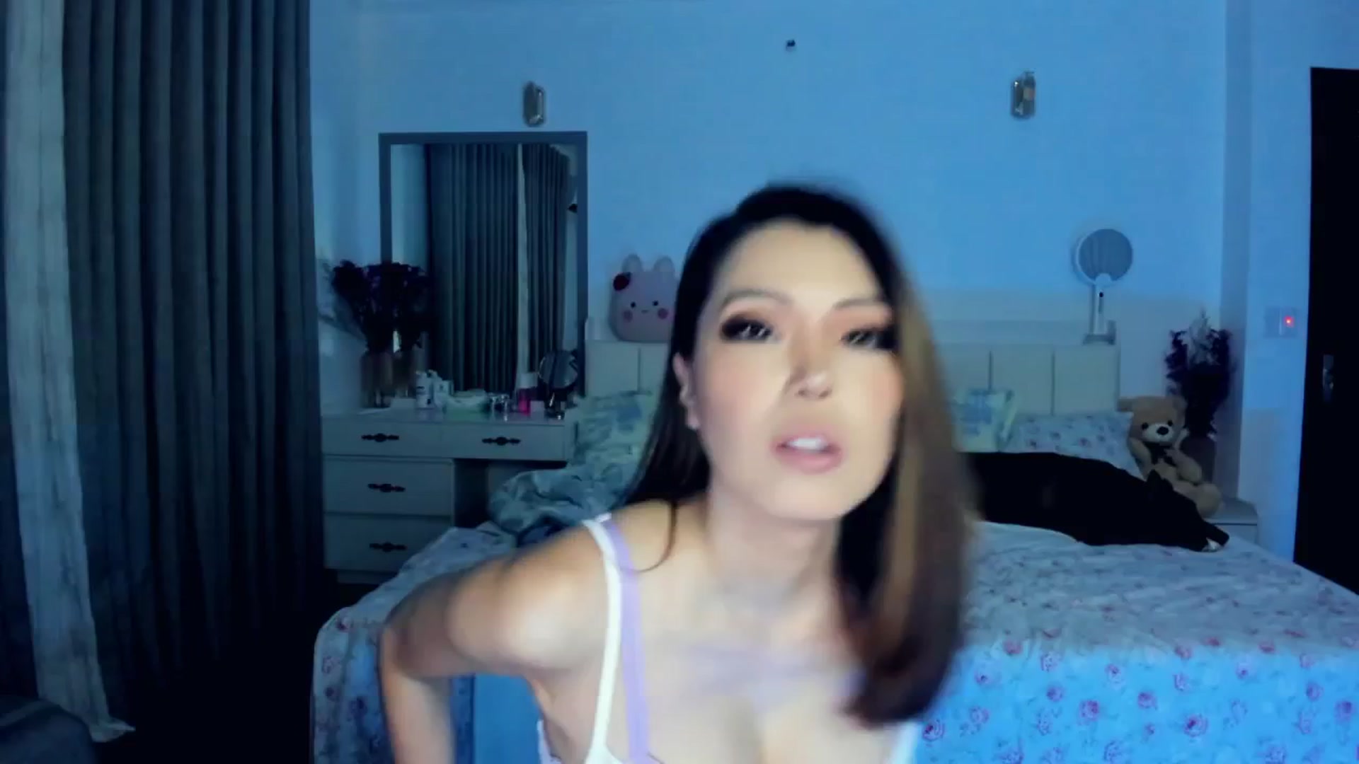 Gallery image thumbnail from Haru_'s myfreecams stream on, 06/06/2025, 05:27 image 3 of 20