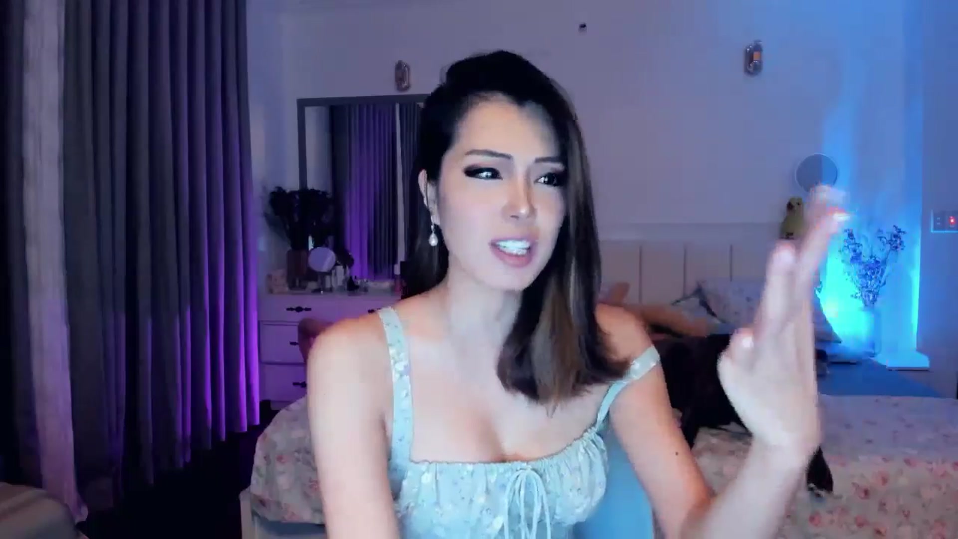 Gallery image thumbnail from Haru_'s myfreecams stream on, 06/13/2025, 05:12 image 2 of 20