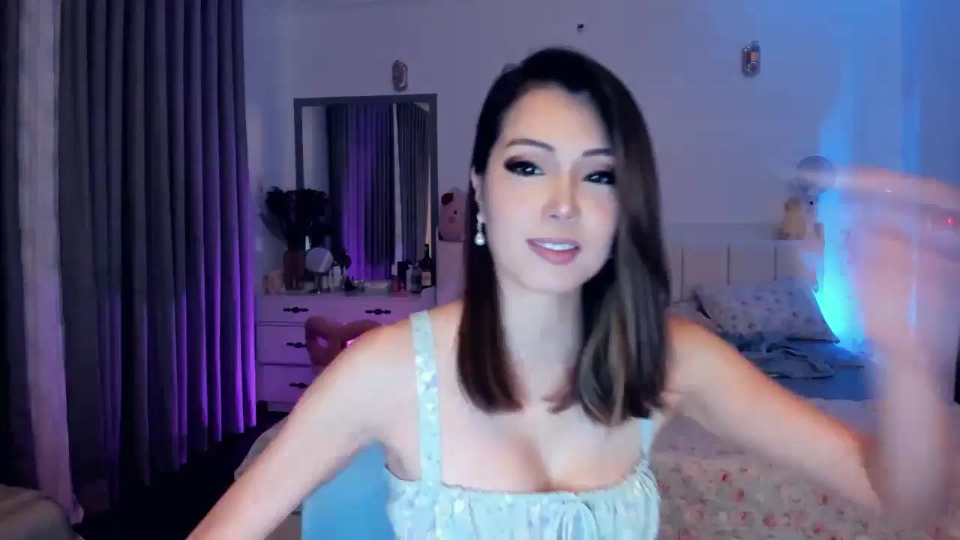 Gallery image thumbnail from Haru_'s myfreecams stream on, 06/13/2025, 05:57 image 5 of 20