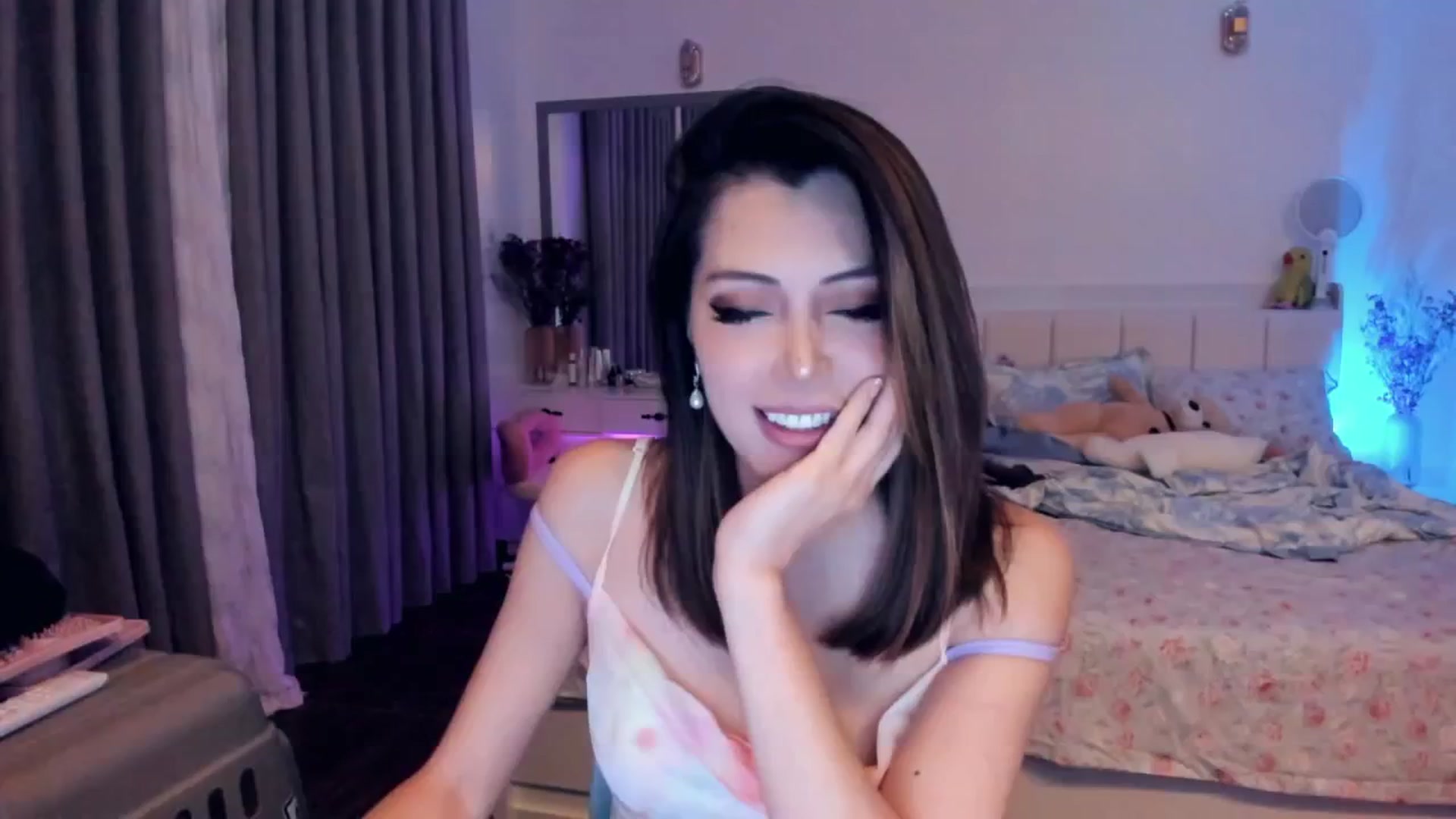 Gallery image thumbnail from Haru_'s myfreecams stream on, 06/18/2025, 05:43 image 14 of 20