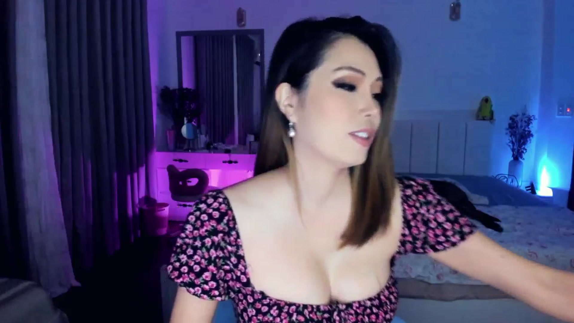 Gallery image thumbnail from Haru_'s myfreecams stream on, 06/20/2025, 05:48 image 4 of 20