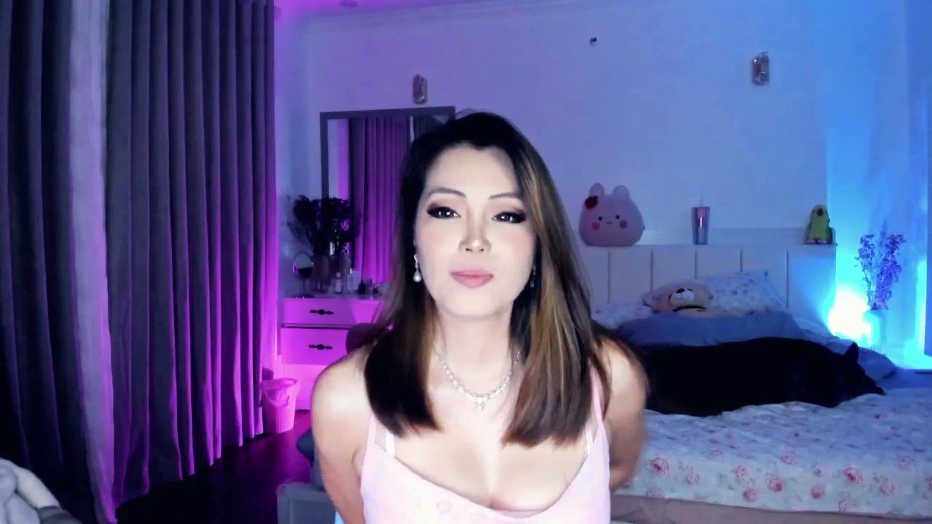 Gallery image thumbnail from Haru_'s myfreecams stream on, 06/22/2025, 05:28 image 6 of 20