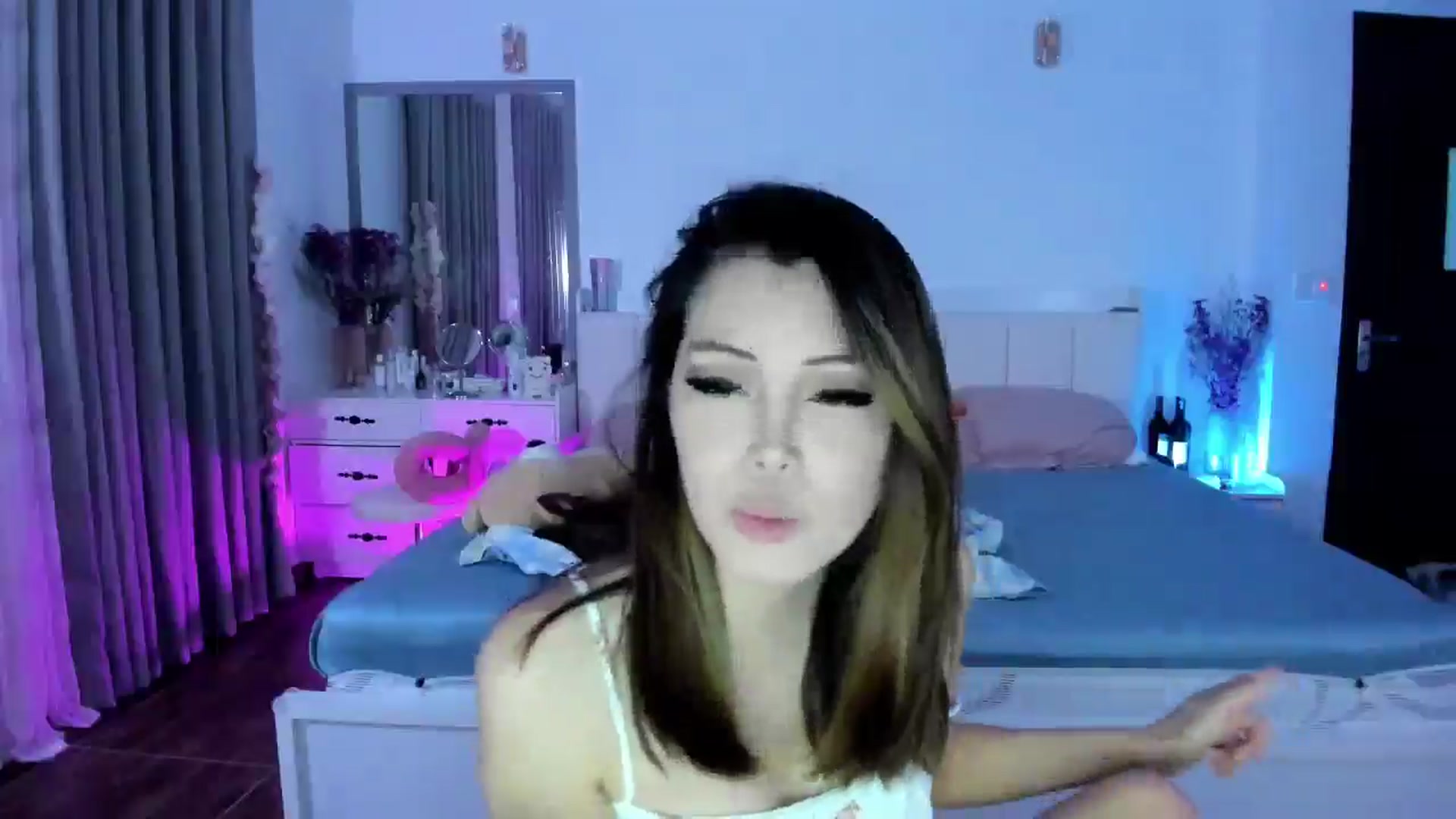 Gallery image thumbnail from Haru_'s myfreecams stream on, 07/11/2025, 05:57 image 20 of 20