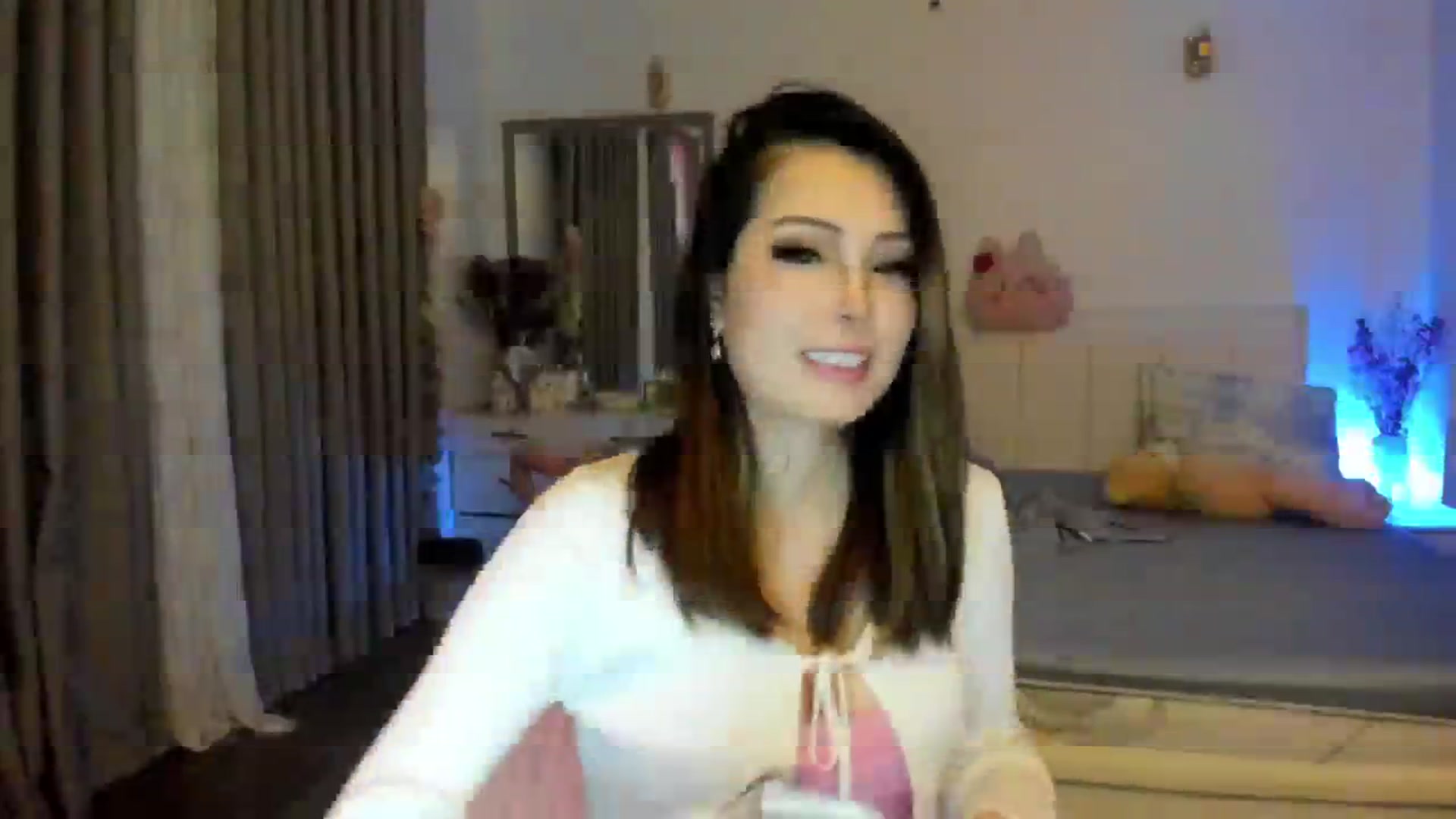 Gallery image thumbnail from Haru_'s myfreecams stream on, 08/13/2025, 05:33 image 17 of 20