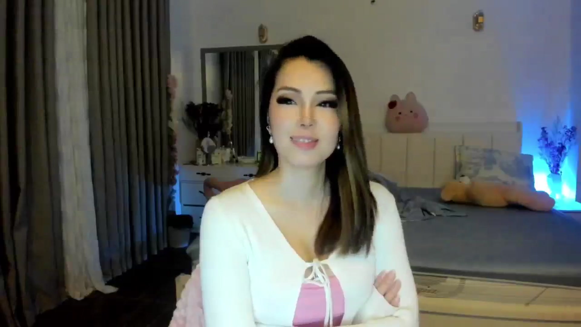 Gallery image thumbnail from Haru_'s myfreecams stream on, 08/13/2025, 05:33 image 12 of 20