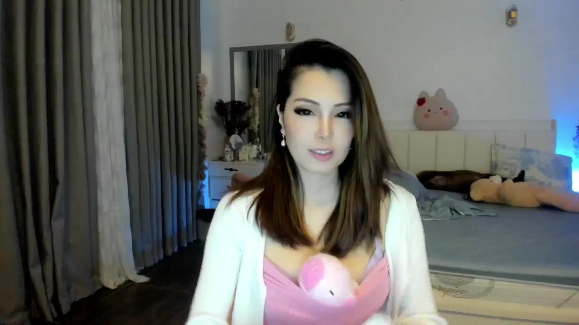 Gallery image thumbnail from Haru_'s myfreecams stream on, 08/13/2025, 05:51 image 12 of 20