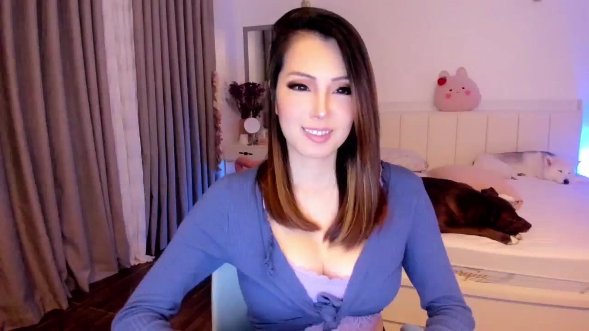 Gallery image thumbnail from Haru_'s myfreecams stream on, 08/16/2025, 06:09 image 12 of 20