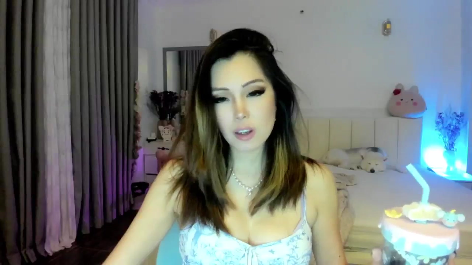 Gallery image thumbnail from Haru_'s myfreecams stream on, 08/29/2025, 06:00 image 15 of 20